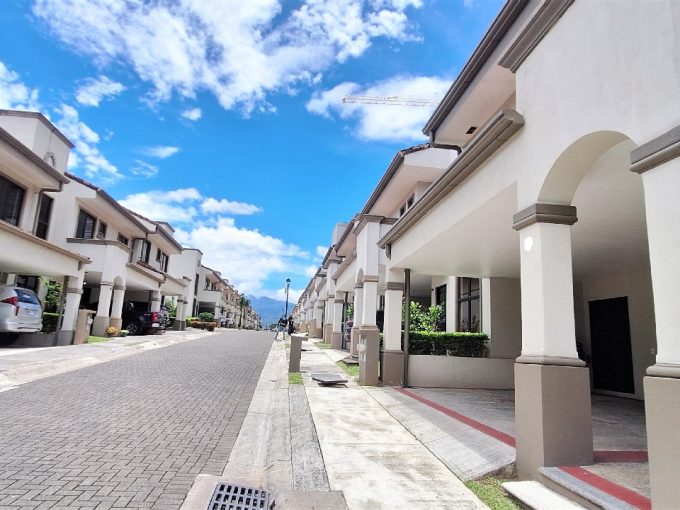 Venta Casa Condominio Atocha