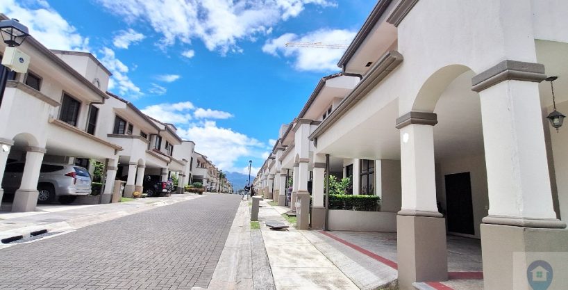 Venta Casa Condominio Atocha