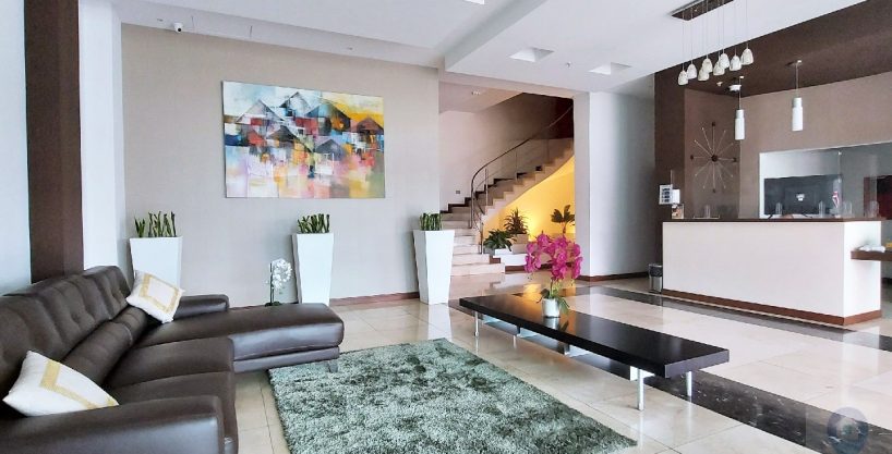 Venta Condominio Roble Sabana