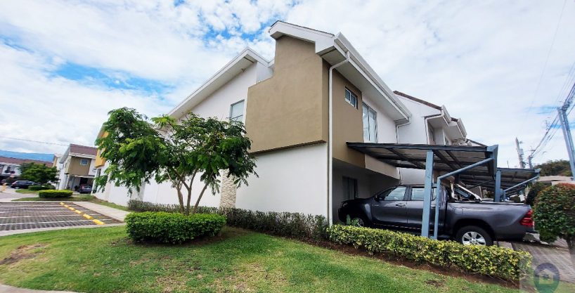 condominio Cedro Real