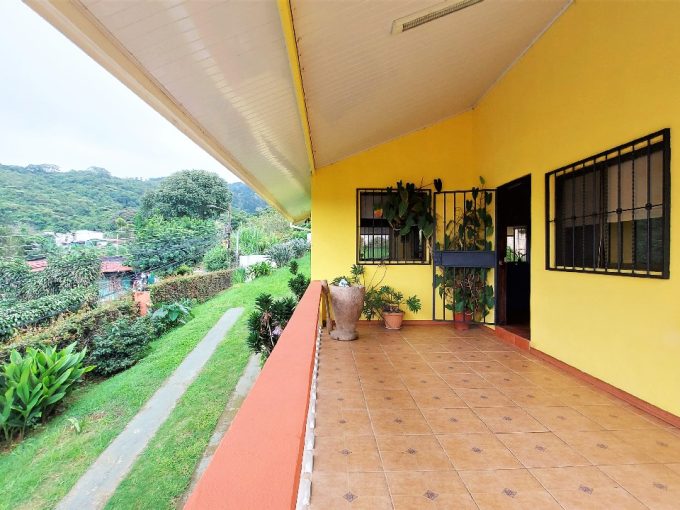 Casa Santa Barbara de Heredia