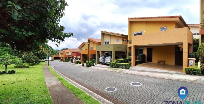 Venta casa en San Francisco Heredia