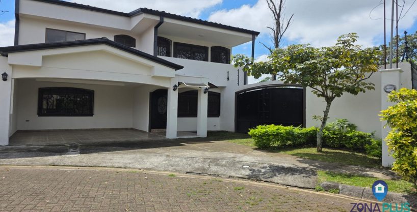 Casa en San Lorenzo de Flores