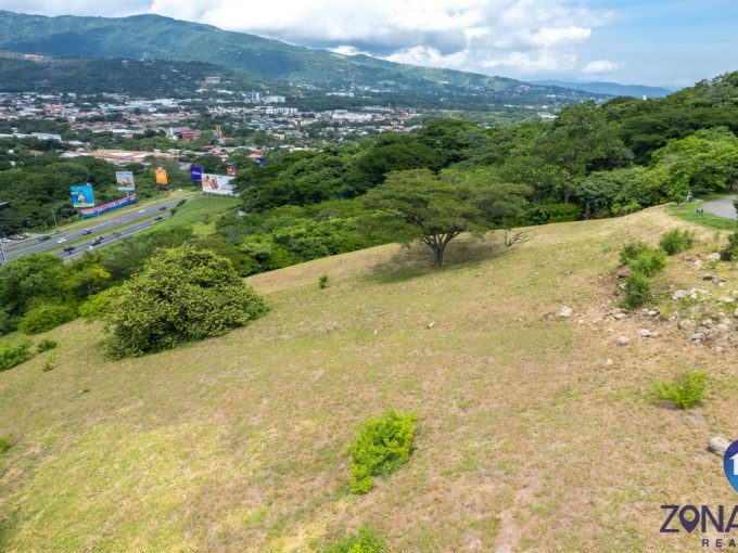 terreno en Villa Real